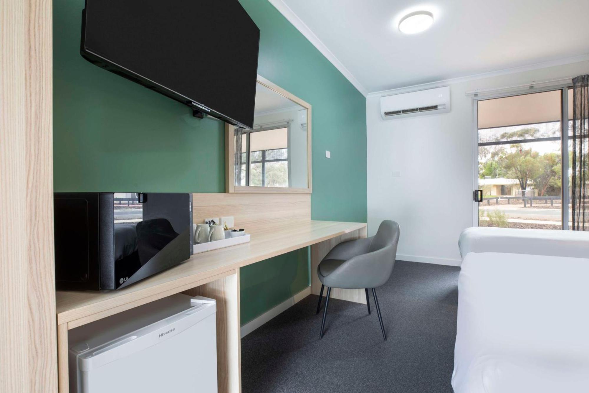 Nightcap At Roxby Downs Motel Buitenkant foto